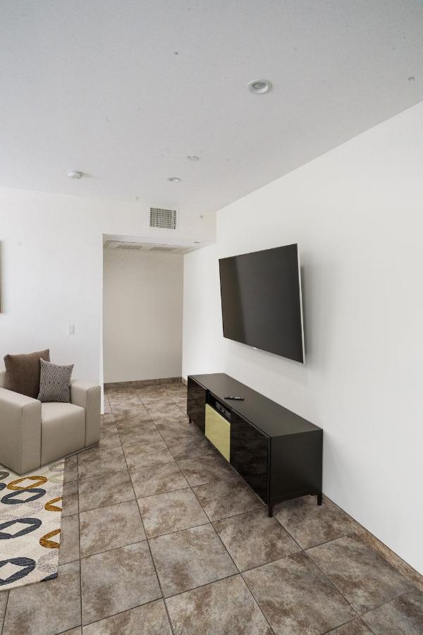 New Luxury Hollywood Sign View- Condo Los Angeles Esterno foto